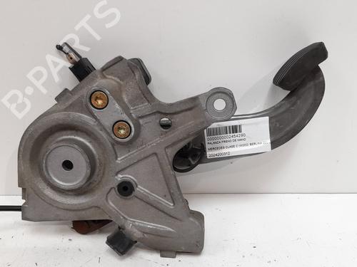 Used Hand brake MERCEDES-BENZ C-CLASS (W202) C 220 CDI (202.133) (125 hp) 12755407