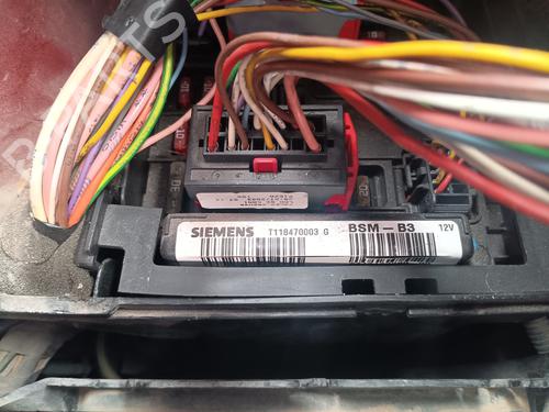 Used Fuse box Fuse box CITROËN C3 Pluriel (HB_) 1.4 (73 hp) 36468944 36468944
