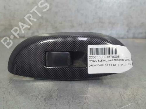 Used Right rear window switch Right rear window switch DAEWOO KALOS (KLAS) 1.4 16V (94 hp) 12713134 12713134