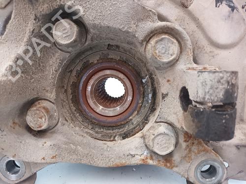 Right front steering knuckle MITSUBISHI SPACE WAGON (N9_W, N8_W) 2.4 GDI (N84W) | BP21272257M26 