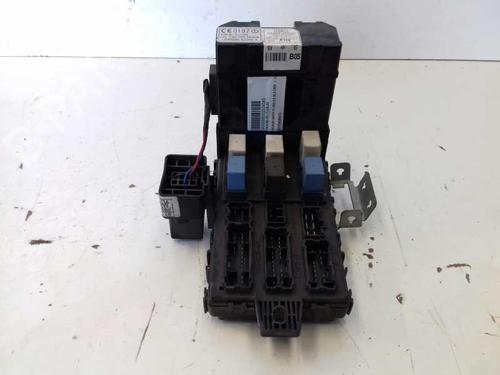 Used Fuse box HYUNDAI SANTA FÉ I (SM) 2.0 CRDi (113 hp) 12760934