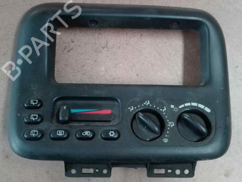 Used Climate control CHRYSLER VOYAGER II (ES) 2.5 TD (118 hp) 12794631