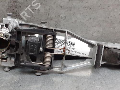 Front right exterior door handle VW GOLF V (1K1)  | BP12854825C129 