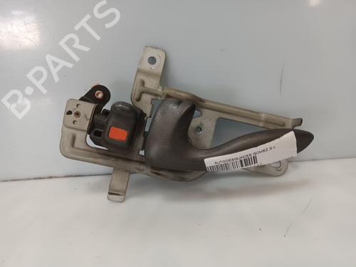 Used Front left interior door handle HYUNDAI COUPE I (RD) [1996-2004]  29275585