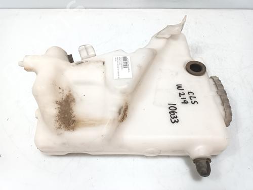 Used Windscreen washer tank MERCEDES-BENZ CLS (C219) CLS 320 CDI (219.322) (224 hp) 22189118
