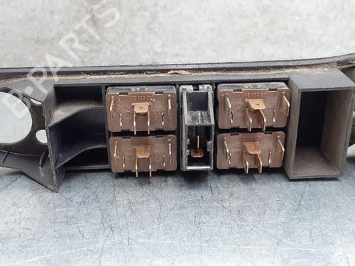 Left front window switch AUDI 90 B3 (893, 894, 8A2) 2.3 E | BP12745541I27 - Image 2