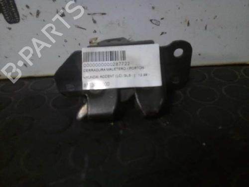 Used Tailgate lock HYUNDAI ACCENT II Saloon (LC) 1.3 (75 hp) 12781064