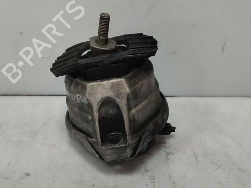Used Engine mount BMW 5 (E60) 530 d (218 hp) 32342101