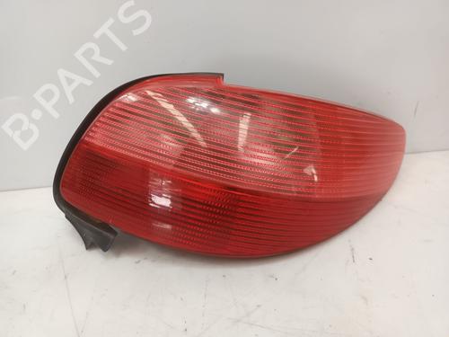 Used Right taillight PEUGEOT 206 CC (2D) 1.6 16V (2DNFUF, 2DNFUR) (109 hp) 29427049