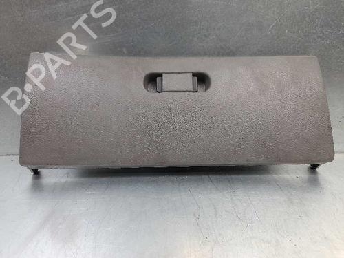 Used Glove box FIAT PUNTO (176_) 1.7 TD (176AT) (63 hp) 12769331