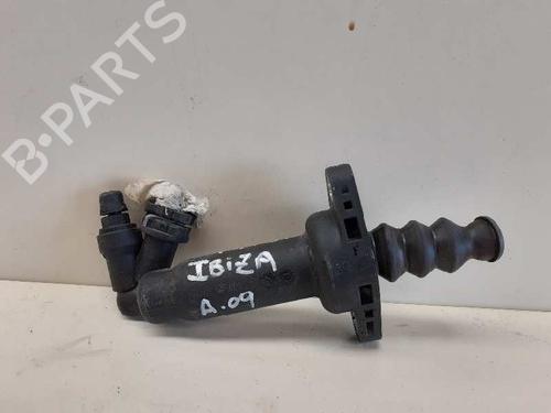 Clutch slave cylinder SEAT IBIZA IV (6J5, 6P1)  | BP13970805M113 