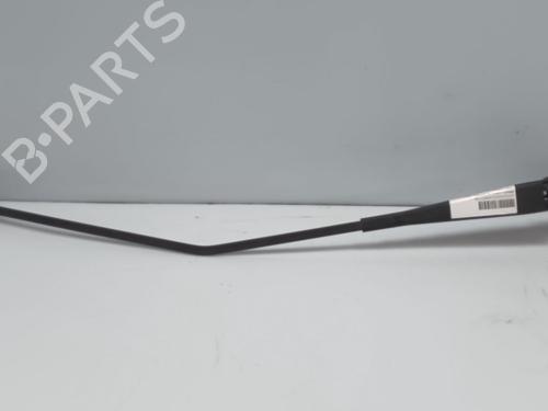 front-windshield-wiper-arm-opel-corsa-d-s07-2006-2007-2008-2009-2010-2011-2012-2013-2014-2015-33994148 main image