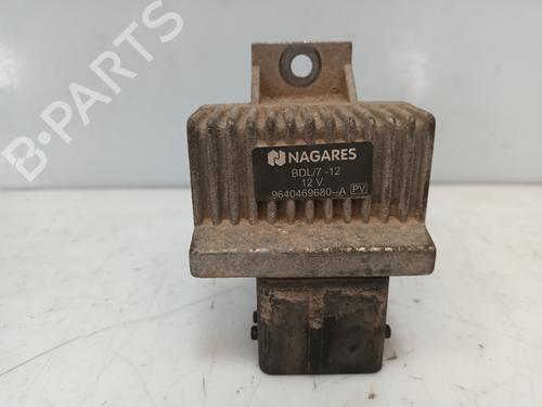 Used Fuse box RENAULT KANGOO / GRAND KANGOO II (KW0/1_) 1.5 dCi 85 (KW0K, KW0L, KW0B) (86 hp) 23550187