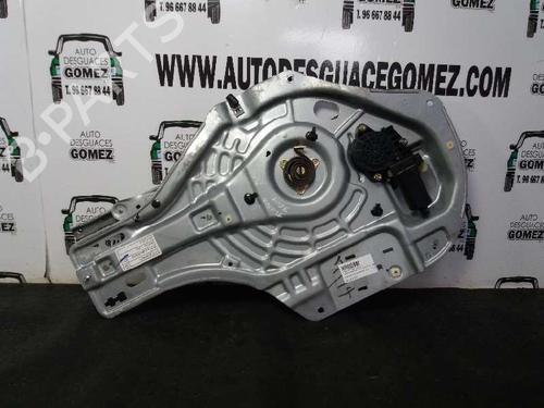 Alzavetro anteriore destra HYUNDAI TUCSON (JM) 2.0 (141 hp) 12695405