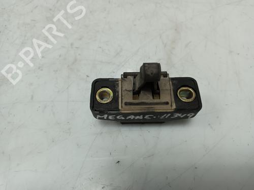 Tailgate lock RENAULT MEGANE I Classic (LA0/1_) 1.6 16V (LA00, LA04, LA0B, LA11, LA16, LA19, LA1J, LA1K,... | BP22911718C101 