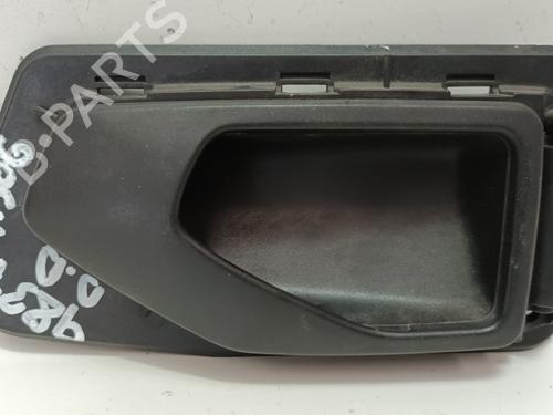 Used Front right interior door handle Front right interior door handle 12785572 12785572