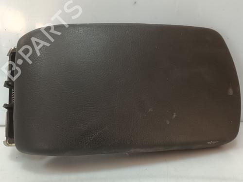 Used Armrest / Center console PEUGEOT 308 II (LB_, LP_, LW_, LH_, L3_) [2013-2021]  30626940