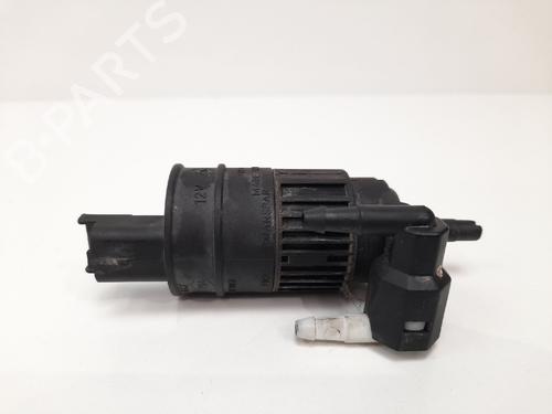 Used Washer pump RENAULT CLIO II (BB_, CB_) [1998-2016]  13979523