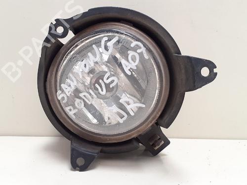 Used Right front fog light SSANGYONG RODIUS I [2005-2025]  12932993