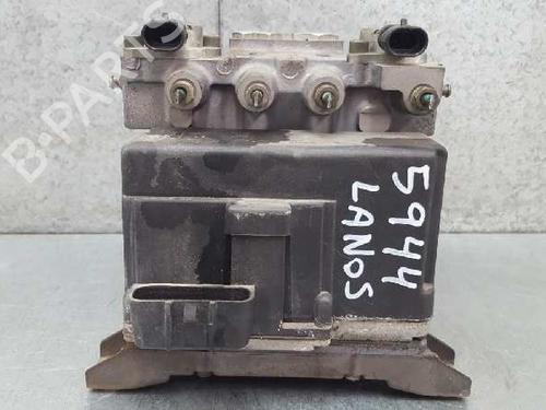 Used ABS pump DAEWOO LANOS (KLAT) 1.6 16V (106 hp) 12727075