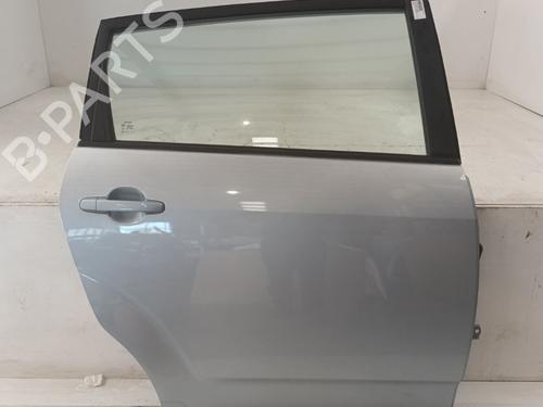 Dør høyre bak TOYOTA COROLLA Verso (ZER_, ZZE12_, R1_) 2.2 D-4D (AUR10_, AUR10R) (136 hp) 31757831