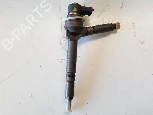 Used Injector OPEL ASTRA H (A04) [2004-2014]  12736517