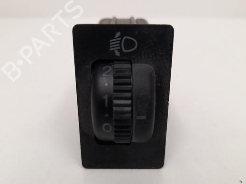 Used Switch TOYOTA COROLLA Liftback (_E11_) 1.6 (ZZE112_, ZZE112R) (110 hp) 12772962