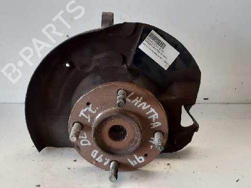 Used Left front steering knuckle HYUNDAI LANTRA II (J-2) 1.9 D (68 hp) 12746559
