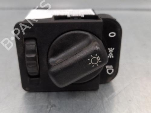 Used Headlight switch Headlight switch OPEL VECTRA A (J89) 1.6 i (F19, M19) (75 hp) 12768821 12768821