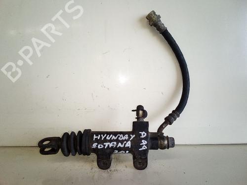 Used Clutch slave cylinder HYUNDAI SONATA IV (EF) 2.0 16V (136 hp) 13966836