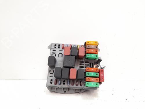 Used Fuse box FIAT LINEA (323_, 110_) 1.3 D Multijet (323AXB11, 323AXB1A) (90 hp) 12718877