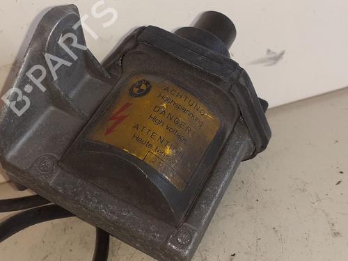 Used Ignition coil BMW 5 Touring (E34) 520 i (150 hp) 12720430