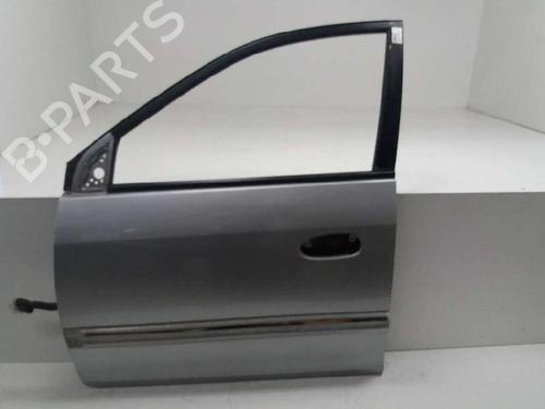 Used Left front door KIA CARENS II MPV (FJ) 2.0 CRDi (113 hp) 12811186