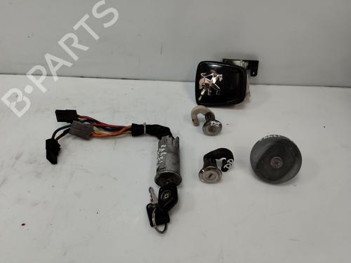 Used Electronic module Electronic module PEUGEOT 306 Convertible (7D, N3, N5) 2.0 (121 hp) 35784940 35784940