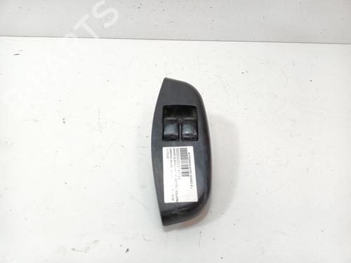 Used Left front window switch CHEVROLET AVEO / KALOS Hatchback (T200) 1.4 16V (94 hp) 16438491