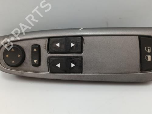 Used Left front window switch Left front window switch FIAT STILO (192_) 1.9 JTD (192_XF1A) (80 hp) 33851913 33851913