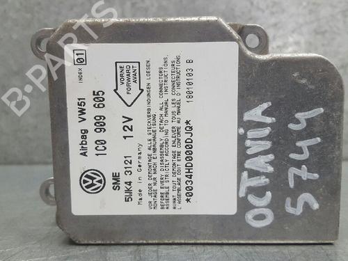Used ECU airbags SKODA OCTAVIA I Combi (1U5) 2.0 4x4 (116 hp) 12723869