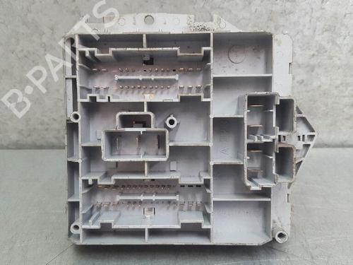 Fuse box ALFA ROMEO GT (937_) 1.9 JTD (937CXN1B) | BP12747940E1 