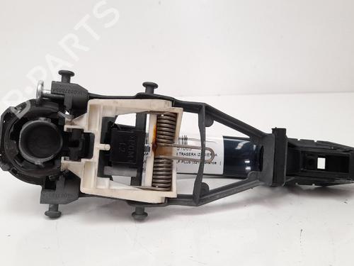 Rear left exterior door handle VW GOLF PLUS V (5M1, 521) 1.9 TDI | BP12775529C130 