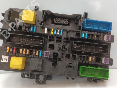 Used Fuse box Fuse box OPEL ASTRA H TwinTop (A04) [2005-2010] 33721954 33721954