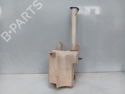 Used Windscreen washer tank KIA SORENTO I (JC) 2.5 CRDi 4WD (140 hp) 28074714