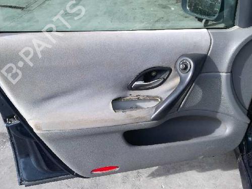 Lampa tylna klapy bagażnika prawa RENAULT LAGUNA II (BG0/1_) 1.9 dCi (BG08, BG0G) | BP12729355C80