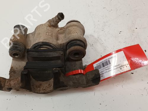 Used Right rear brake caliper MERCEDES-BENZ VITO Van (W638) 108 D 2.3 (638.064, 638.068) (79 hp) 17811330