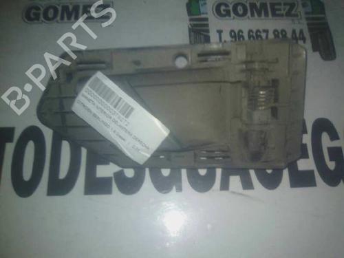 Used Front right interior door handle Front right interior door handle 12795688 12795688