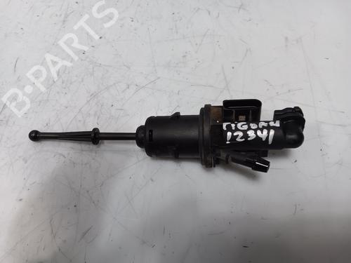Used Clutch slave cylinder VW TIGUAN (5N_) [2007-2018]  24336649