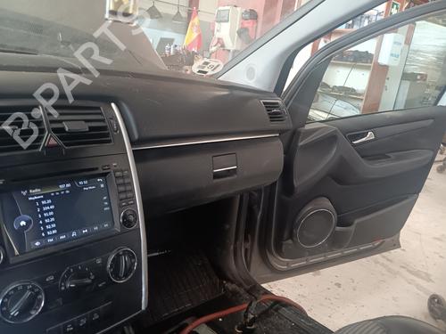 Światło przeciwmgłowe przednie lewe MERCEDES-BENZ B-CLASS Sports Tourer (W245)  | BP30551456C30 