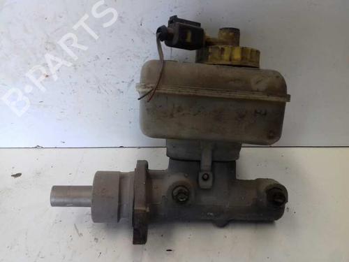 Used Brake master cylinder SKODA OCTAVIA I (1U2) 1.6 (101 hp) 12685248