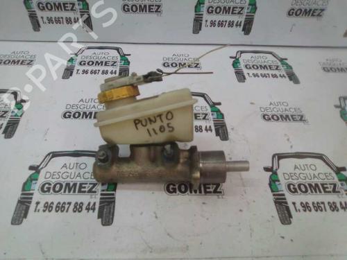 Used Brake master cylinder FIAT PUNTO (176_) 60 1.2 (176AP, 176AR, 176AQ, 176BB) (60 hp) 12800273