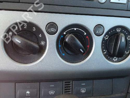 Used Climate control FORD FOCUS II Turnier (DA_, FFS, DS) 1.6 TDCi (109 hp) 12736417