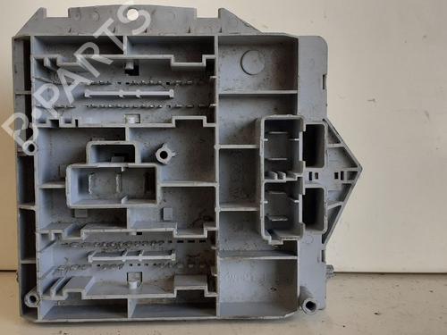 Fuse box ALFA ROMEO 147 (937_) 1.9 JTDM 16V (937.AXN1B, 937.BXN1B) | BP12723669E1 